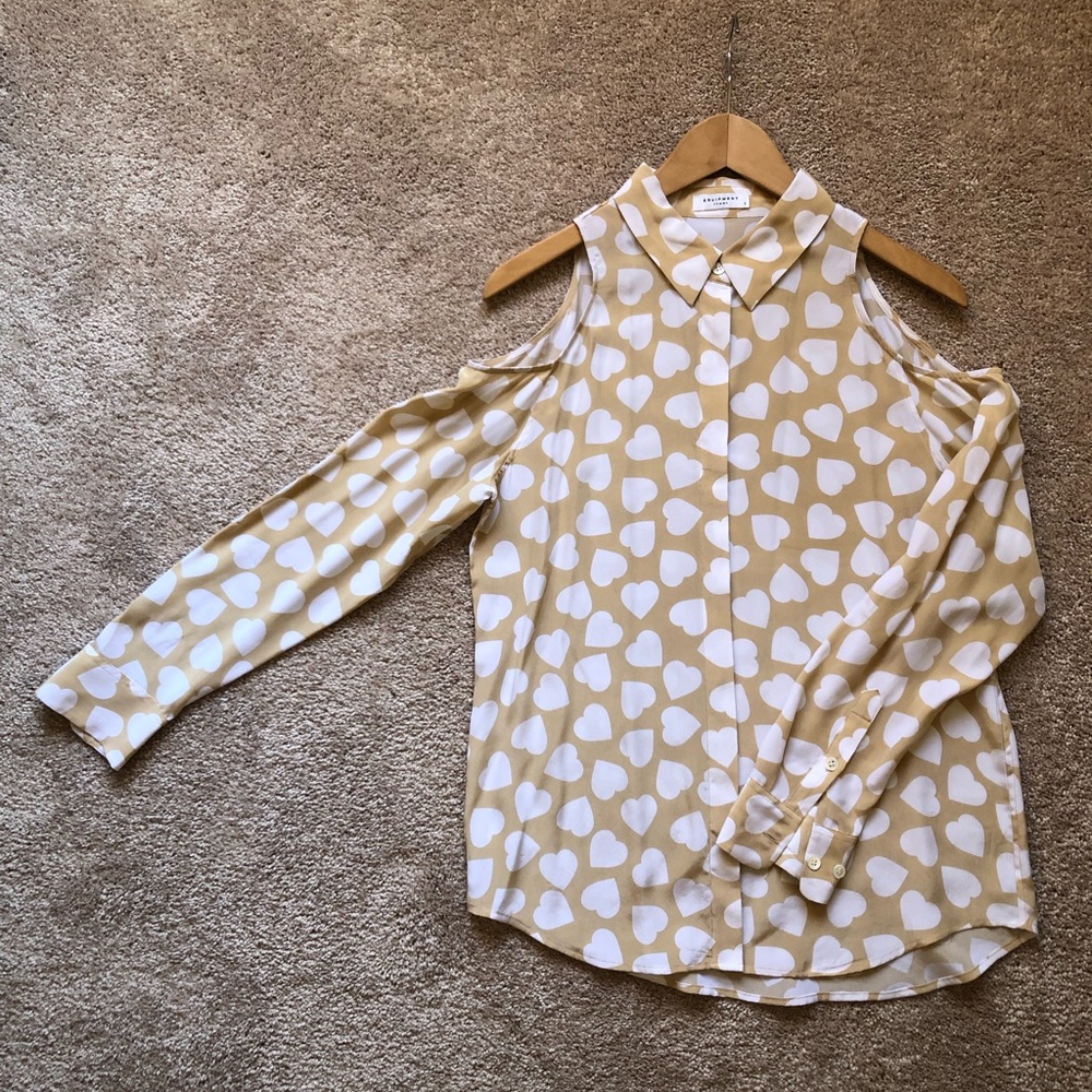 Equipment open shoulder tan and white blouse